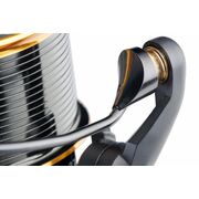 MULINETA MIVARDI OMRICON FS CU BAITRUNNER 8+1 RULMENTI
