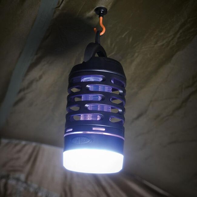 LANTERNA  NGT 3-IN-1 BUG ZAPPER AND LIGHT SYSTEM